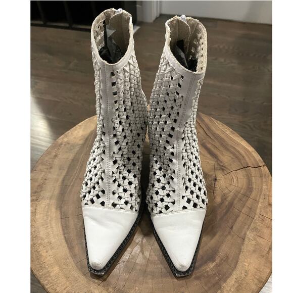 Jeffrey Campbell Leather White Waven Woven Wicker Booties Boots Shoes 7.5  $245 - Picture 2 of 16
